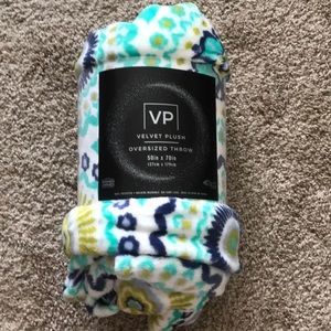 Velvet Plush Oversized Throw